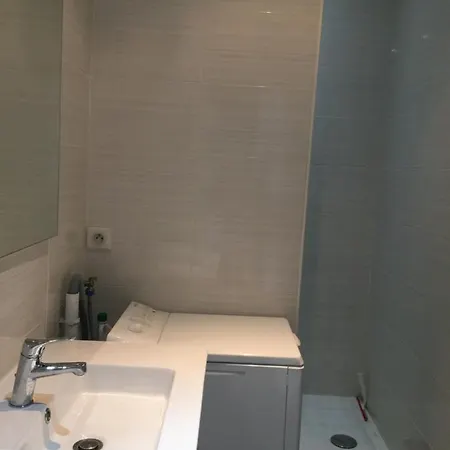 Apartment Studio With View On The Lake - Aix-Les-Bains *